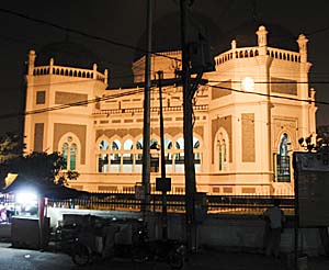 Main Mosque in Medan by Asienreisender